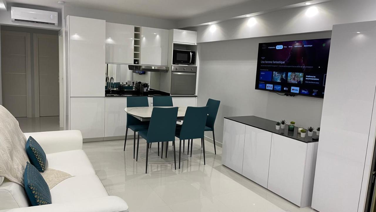 Cannes Pointe Croisette : Superbe Logement Vue Mer Buitenkant foto