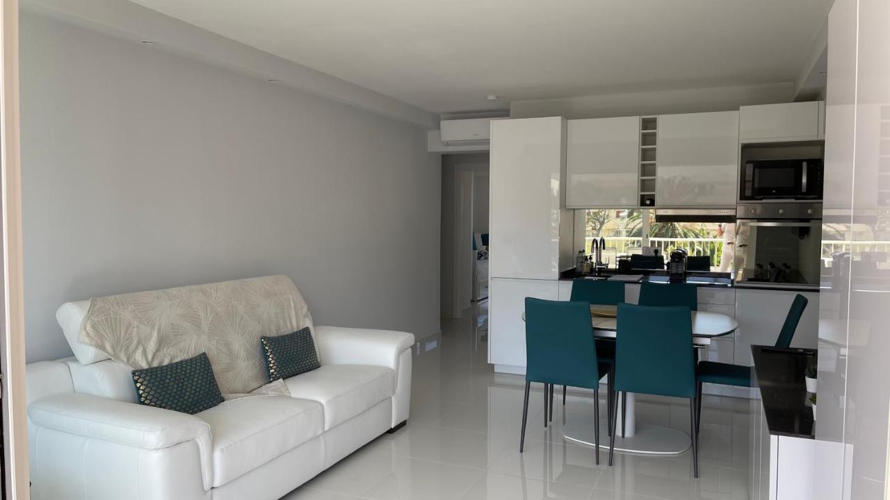 Cannes Pointe Croisette : Superbe Logement Vue Mer Buitenkant foto